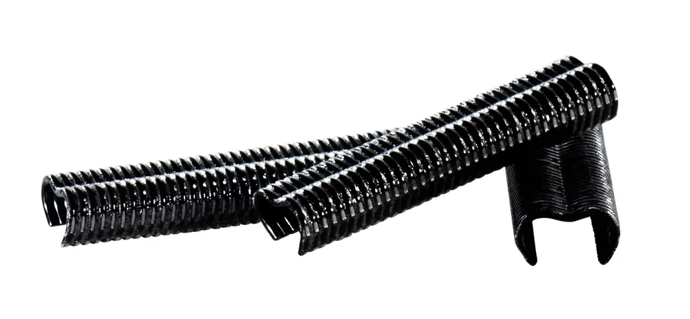 Usine Directe Boîte de 215 agrafes plastifiées noires VR22 grillage RAPID
